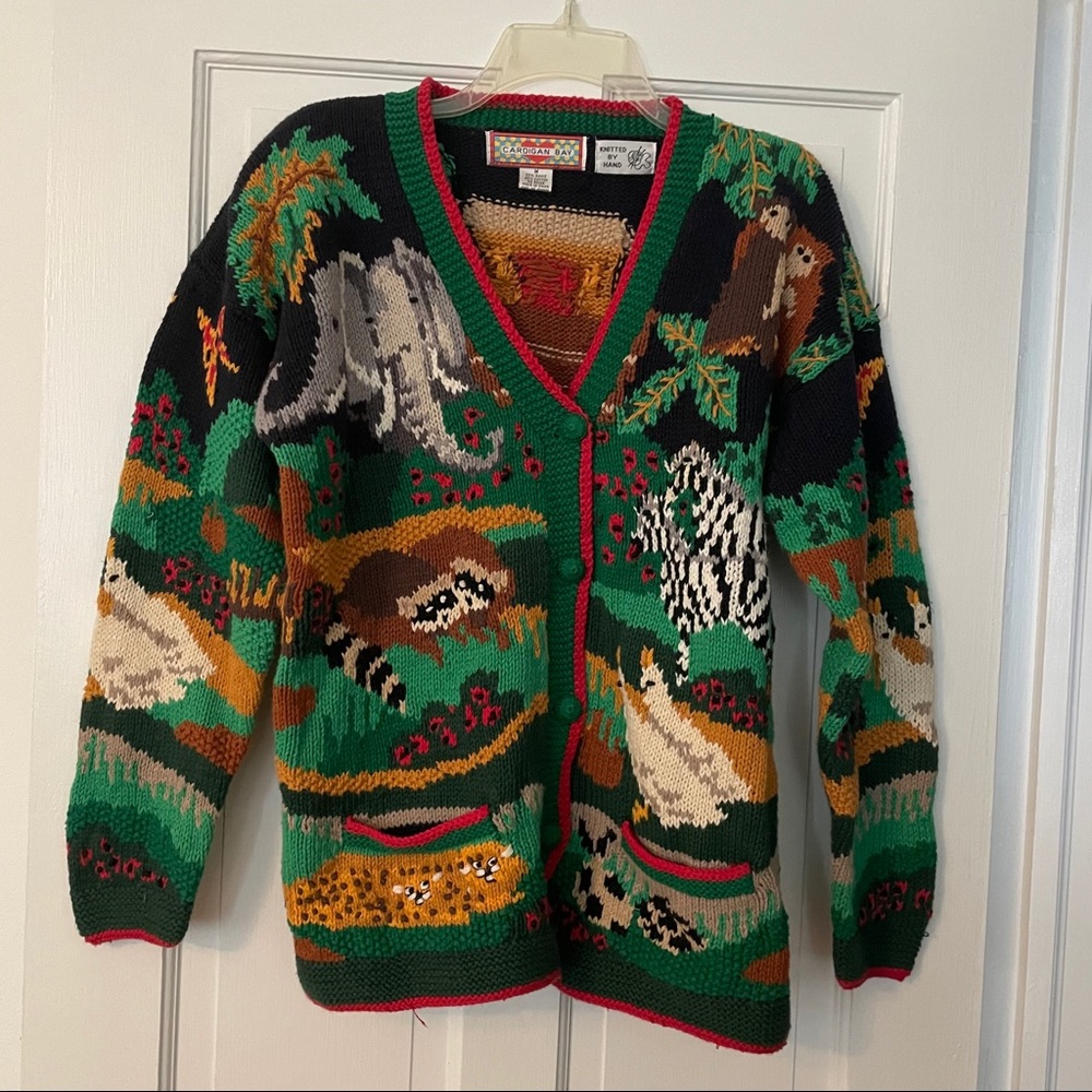 VINTAGE Cardigan Bay jungle animal print cardigan